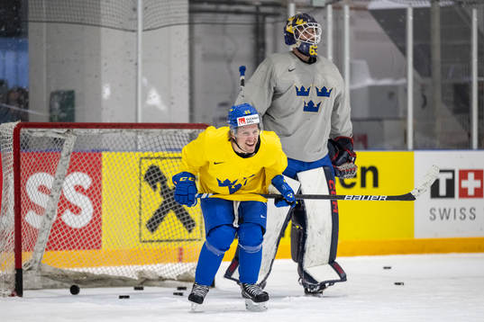 Goaltender Linus Ullmark and Mathias Bromé at a practice