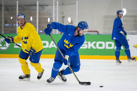 Jonathan Pudas and Anton Lindholm at a practice session