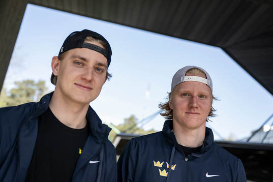 Bläddra bland fler bilder av 2022 IIHF Ice Hockey World Championship, day 7, Sweden, practice  
