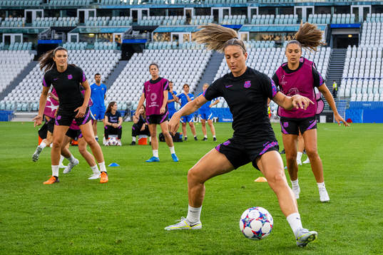 Ingrid Syrstad Engen, Alexia Putellas and Lieke Martens of