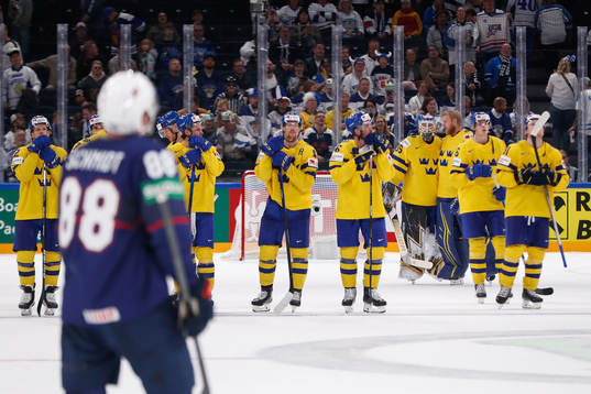 Players of Sweden looks dejected