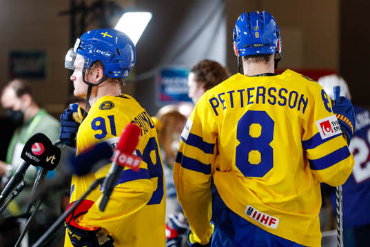 Carl Grundström and Marcus Pettersson of Sweden