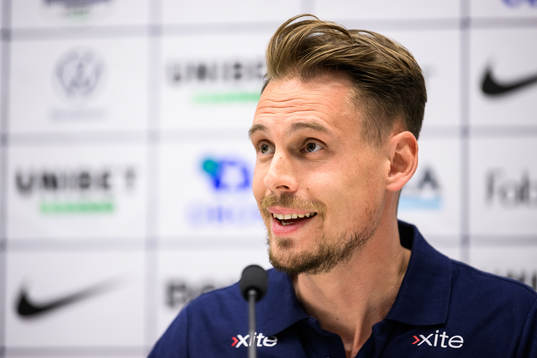 Sirius tränare Daniel Bäckström på presskonferensen