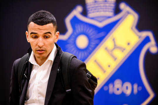 s Nabil Bahoui i mixade zonen