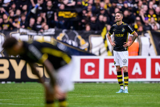 s Mikael Lustig deppar