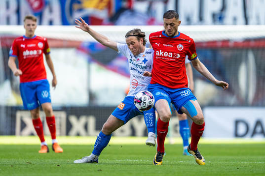 Värnamos William Kenndal och Helsingborgs Albert Ejupi