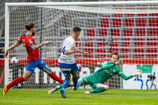 Värnamos Marcus Antonsson gör 1-3 bakom Helsingborgs