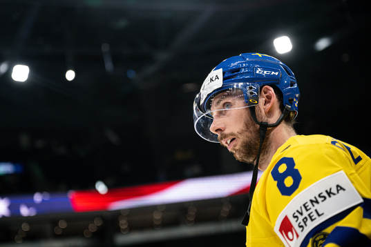 Marcus Pettersson of Sweden