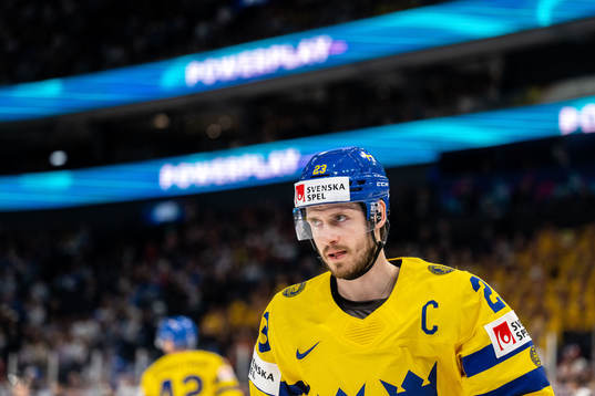 Oliver Ekman Larsson of Sweden