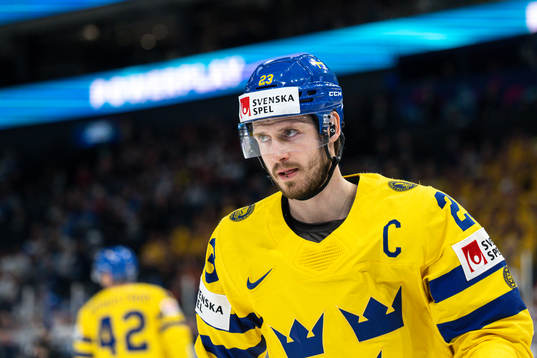 Oliver Ekman Larsson of Sweden