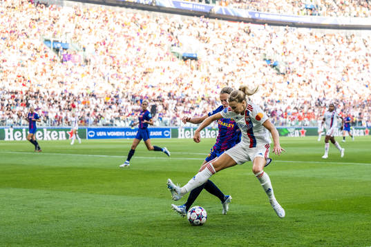 Irene Paredes of Barcelona and Ada Hegerberg of Lyon