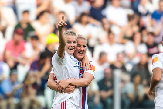 Ada Hegerberg of Lyon celebrates 0-2