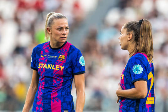 Fridolina Rolfö and Lieke Martens of Barcelona