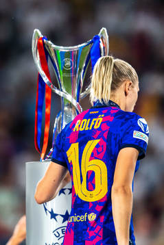 Fridolina Rolfö of Barcelona looks dejected