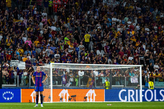 Caroline Graham Hansen of Barcelona looks dejected