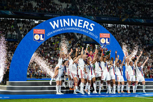 Players of Lyon celebrates winning the UEFA Women's