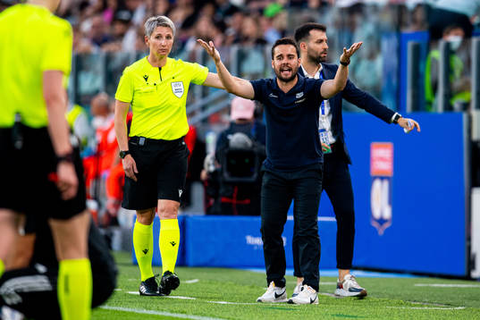 Jonatan Giraldez, head coach of Barcelona