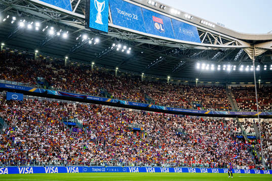 Caroline Graham Hansen of Barcelona walks alone at the pitch
