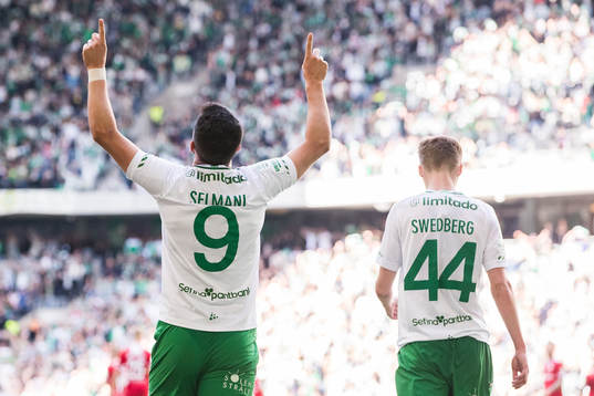 Hammarbys Astrit Selmani jublar