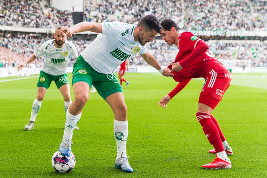 Hammarbys Astrit Selmani och IFK Norrköpings Jean Carlos