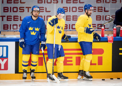 William Nylander, Carl Grundström and Erik Gustafsson