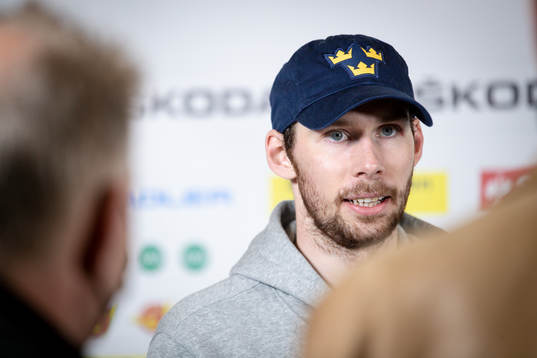 Marcus Pettersson at the mixed zone