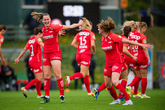 Elisabeth Terland of Brann celebrates