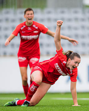 Elisabeth Terland of Brann celebrates