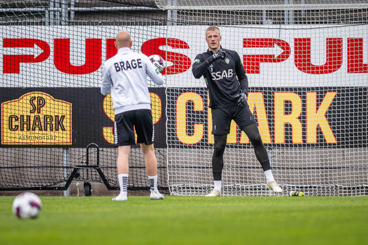 Brages målvakt Viktor Frodig