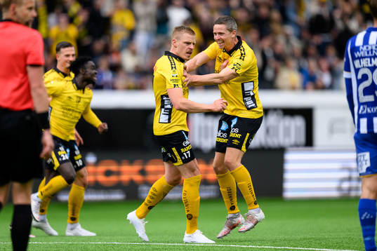 Elfsborgs Per Frick och André Ibsen Rømer jublar