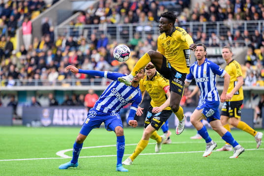 IFK Göteborgs Amir Al-Ammari och Elfsborgs Emmanuel Boateng