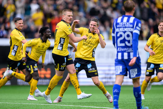 Elfsborgs Per Frick och André Ibsen Rømer jublar
