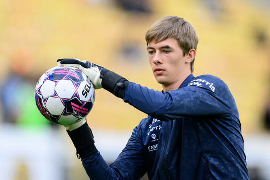 IFK Göteborgs målvakt Lucas Samuelsson innan
