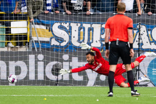 IFK Göteborgs målvakt Warner Hahn släpper in 2-1