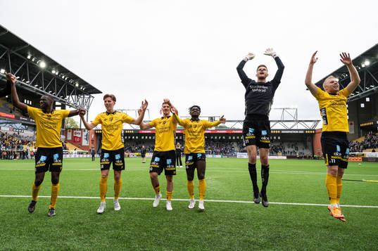 Elfsborgs spelare jublar