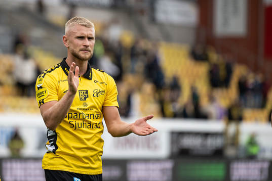 Elfsborgs Simon Strand jublar