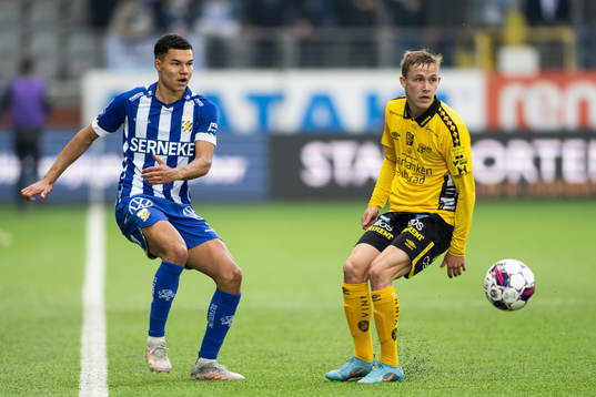 IFK Göteborgs Alexander Jallow och Elfsborgs Jacob Ondrejka