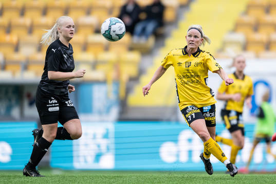 Bläddra bland fler bilder av Fotboll, Div 2 Mellersta Götaland, Elfsborg - Gnosjö