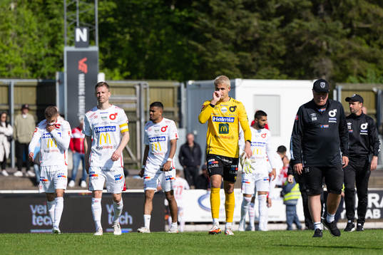 Degerfors spelare deppar