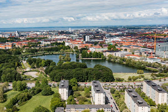 Drönarbild över pildamsparken