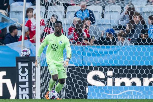 Malmö FFs målvakt Ismael Diawara