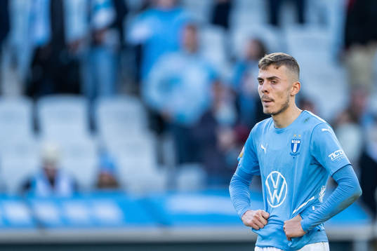 Malmö FFs Patriot Sejdiu deppar