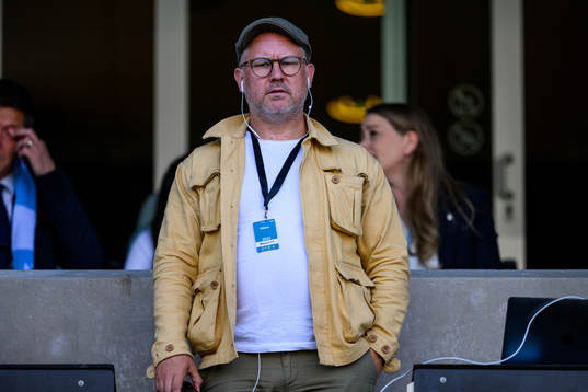 Göteborgs-Postens Robert Laul på läktaren
