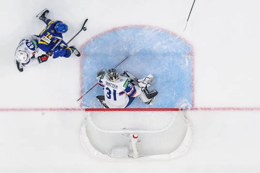 Rasmus Asplund of Sweden and Christian Kåsastul and