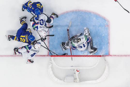Max Friberg of Sweden scores 6-1