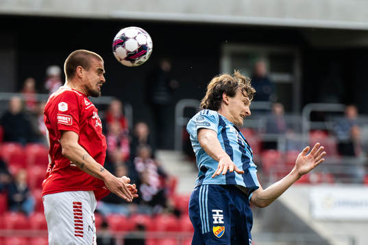Kalmars Douglas Bergqvist och Djurgårdens Hjalmar Ekdal