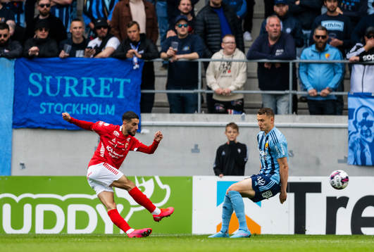 Kalmars Noah Shamoun och Djurgårdens Piotr Johansson