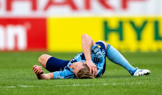 Djurgårdens Hampus Finndell har ont
