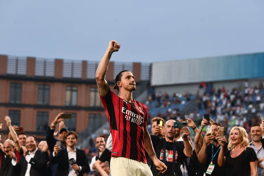 Zlatan Ibrahimovic of Milan celebrates