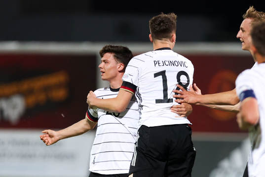 Tim Hoffmann of Germany celebrates